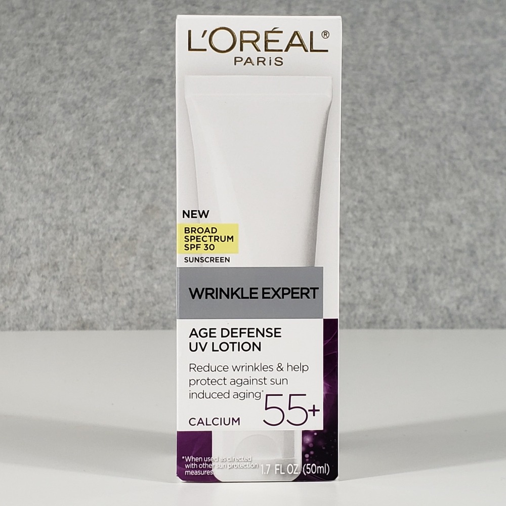L'Oreal Paris Wrinkle Expert 55+ SPF 30 Calcium Clean Girl Glow NIB 1.7oz